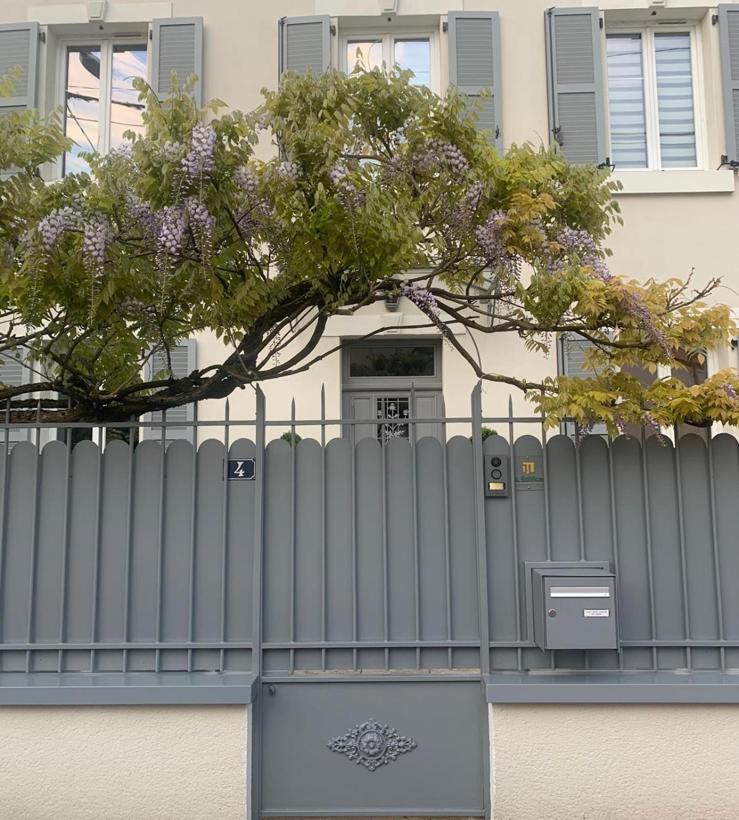Joli T2 Jardin Parking Proche Gare Centre Ville Ντιζόν Εξωτερικό φωτογραφία